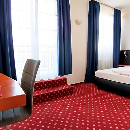 Schwert Hotel 3*