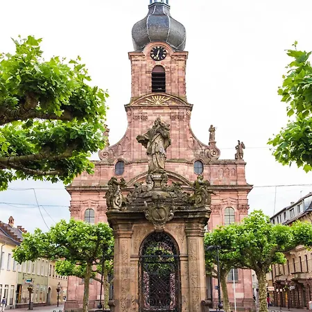 施沃特酒店 酒店 3*