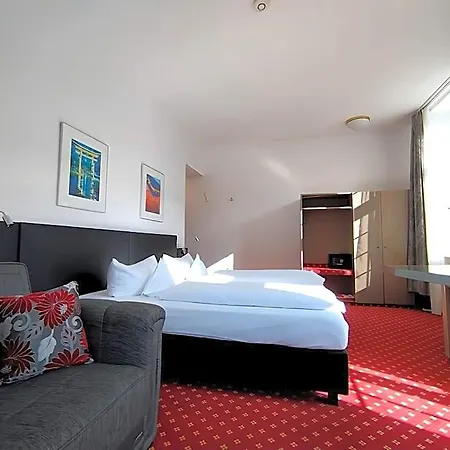 Schwert Hotel 3*